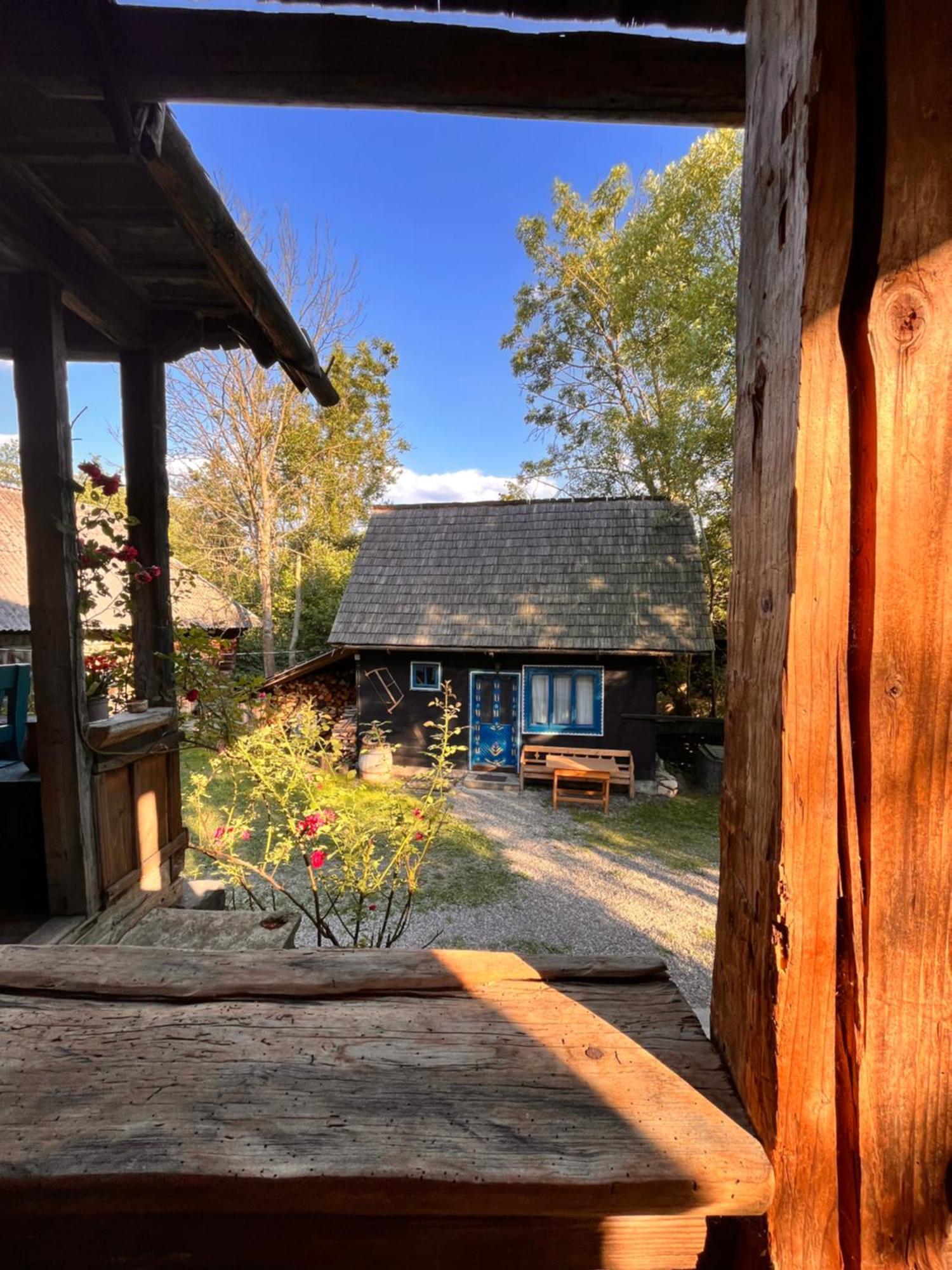 Village Hotel Maramures Breb Exteriör bild